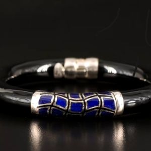 Flli Menegatti Sterling Hinged Bangle Black Blue Giraffe Design